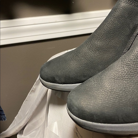 Cobb Hill Skylar Black Waterproof Zip Leather Boots - Picture 11 of 11